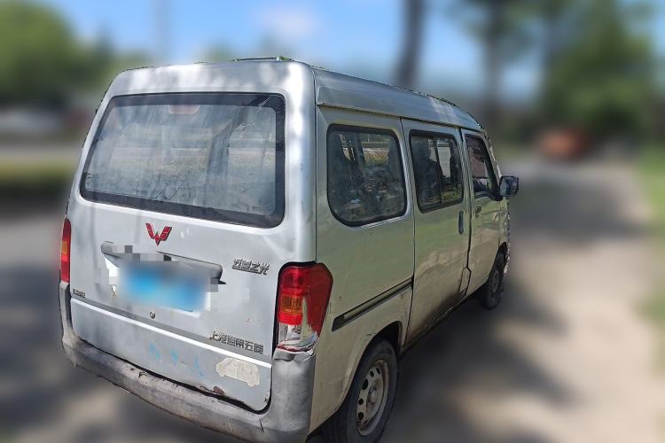 Used Wuling Zhiguang 2015 1.2L Practical LS-I Model Rear Right 45 Deg