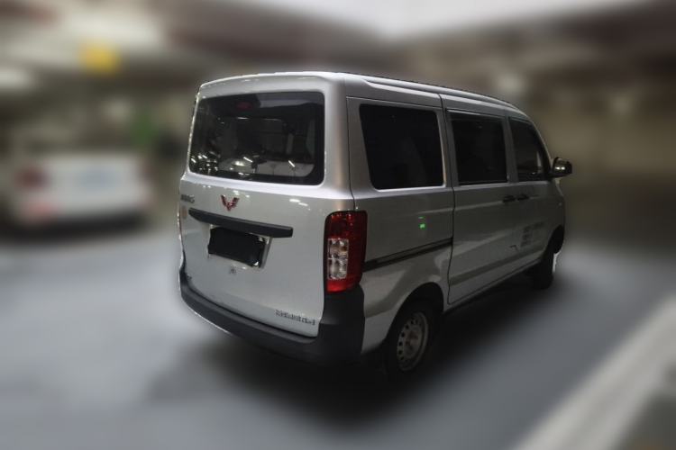 Used Wuling Zhiguang 2015 1.2L S Practical Model LSI Rear Right 45 Deg