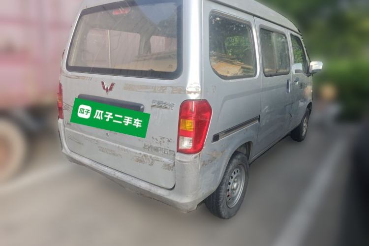 Used Wuling Zhiguang 2015 1.2L S Practical Model LSI Rear Right 45 Deg