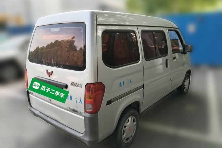 Used Wuling Zhiguang 2015 1.2L S Practical Model LSI Rear Right 45 Deg