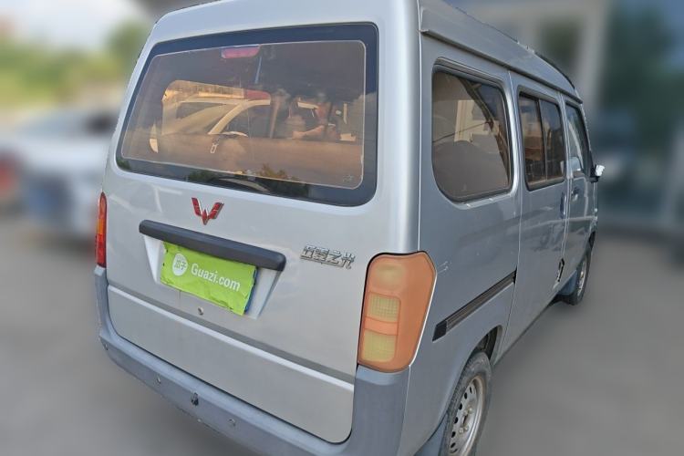 Used Wuling Zhiguang 2015 1.2L Practical LS-I Model Rear Right 45 Deg