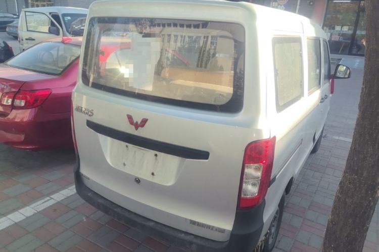 Used Wuling Zhiguang 2015 1.2L S Practical Model LSI Rear Right 45 Deg