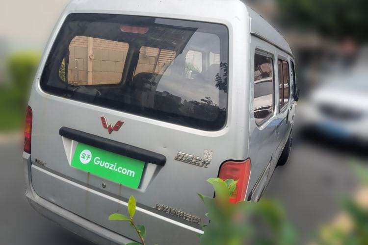 Used Wuling Zhiguang 2015 1.2L Practical LS-I Model Rear Right 45 Deg