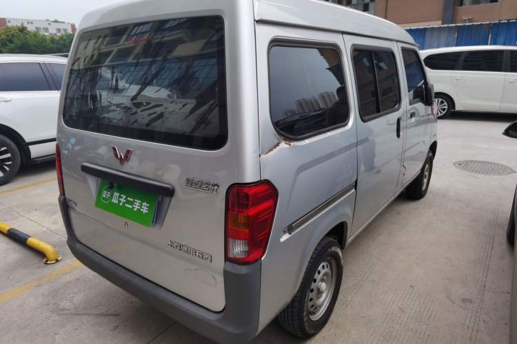 Used Wuling Zhiguang 2015 1.2L S Practical Model LSI Rear Right 45 Deg