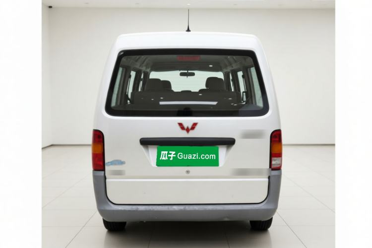Used Wuling Zhiguang 2015 1.2L Practical LS-I Model Rear