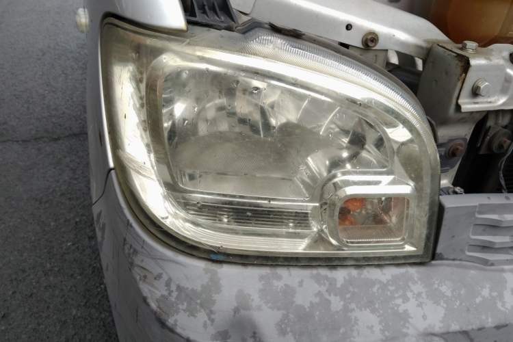 Used Wuling Zhiguang 2015 1.2L Practical LS-I Model Right Front Headlight