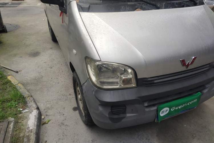Used Wuling Zhiguang 2015 1.2L Practical LS-I Model Right Front Headlight