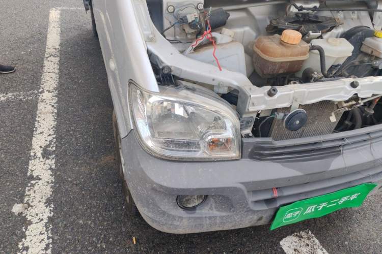 Used Wuling Zhiguang 2015 1.2L Practical LS-I Model Right Front Headlight