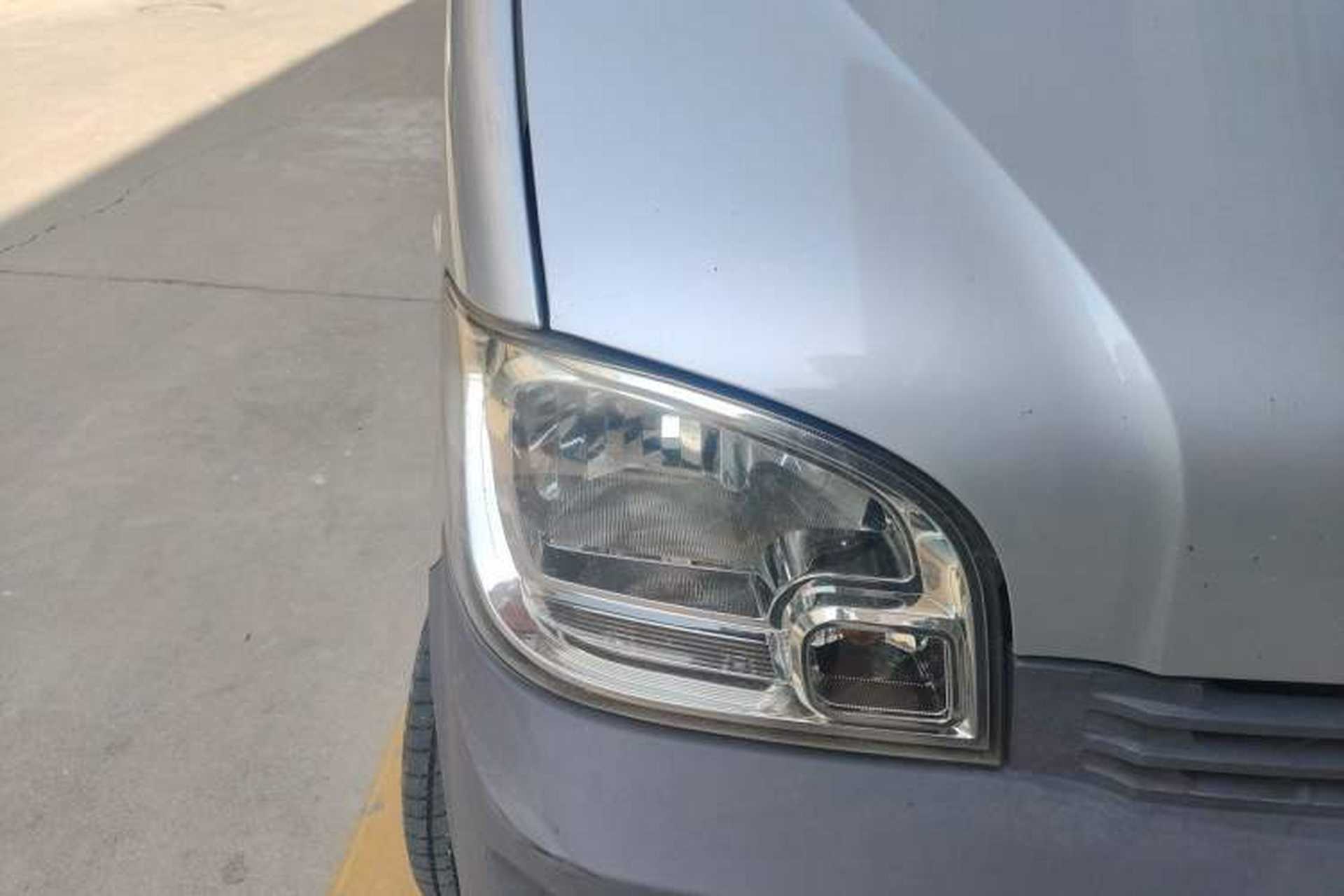 Used Wuling Zhiguang 2015 1.2L Practical LS-I Model Right Front Headlight