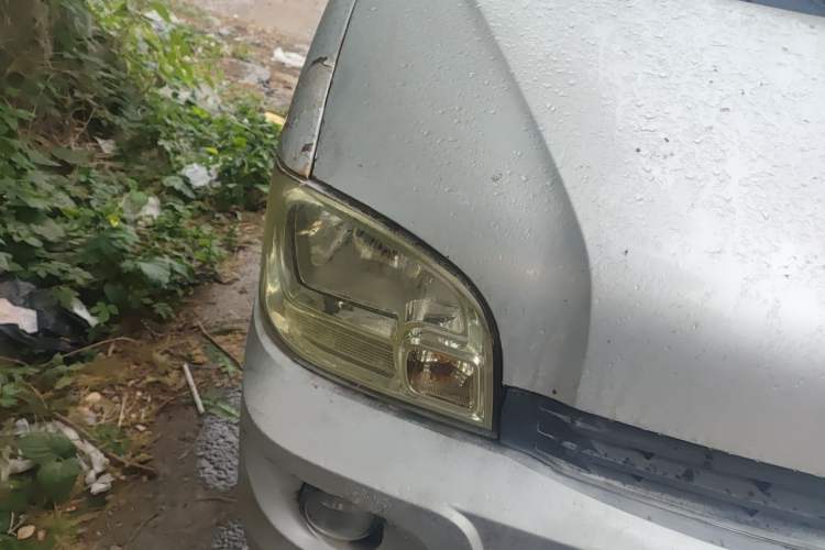Used Wuling Zhiguang 2015 1.2L Practical LS-I Model Right Front Headlight