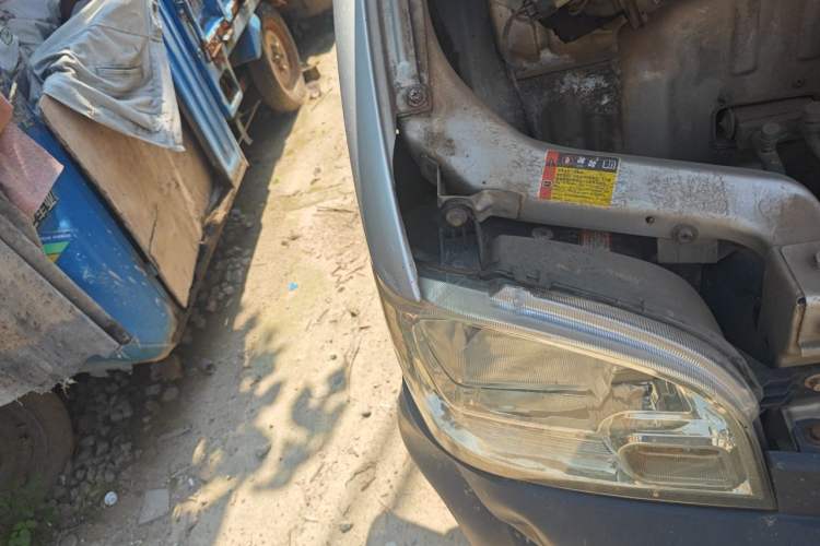 Used Wuling Zhiguang 2015 1.2L Practical LS-I Model Right Front Headlight
