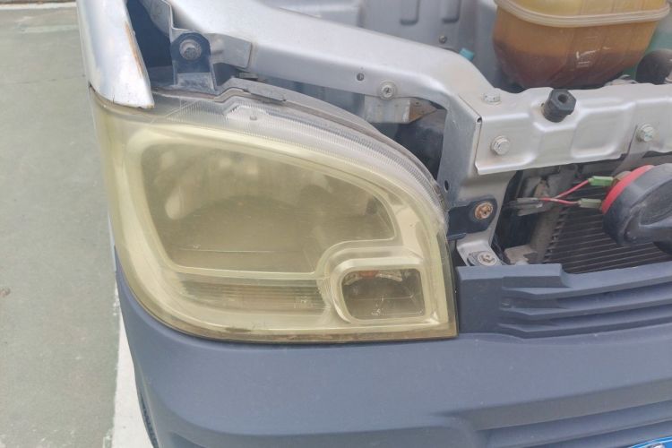Used Wuling Zhiguang 2015 1.2L Practical LS-I Model Right Front Headlight
