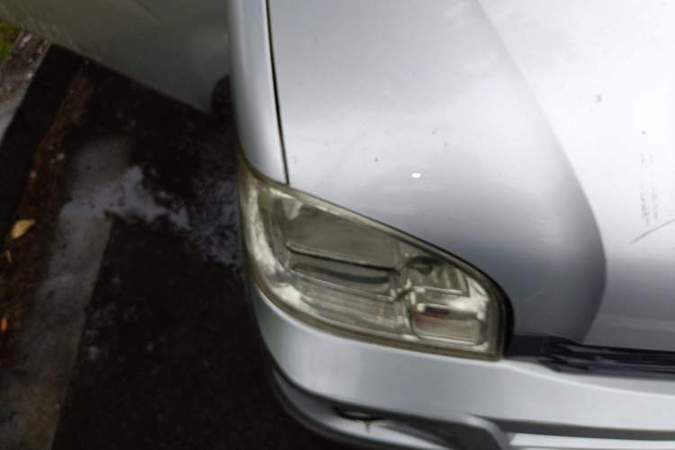 Used Wuling Zhiguang 2015 1.2L S Standard Model LSI Right Front Headlight
