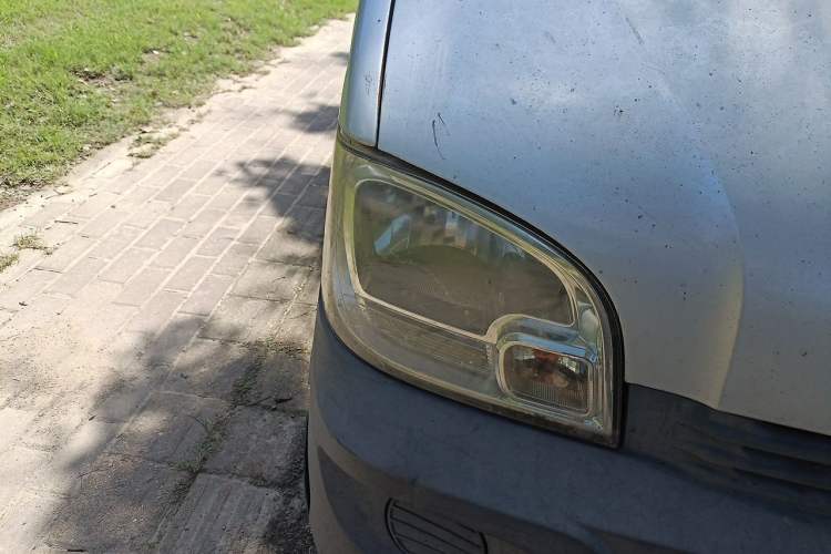 Used Wuling Zhiguang 2015 1.2L Practical LS-I Model Right Front Headlight