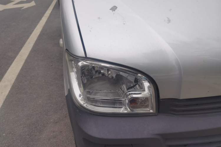Used Wuling Zhiguang 2015 1.2L Practical LS-I Model Right Front Headlight
