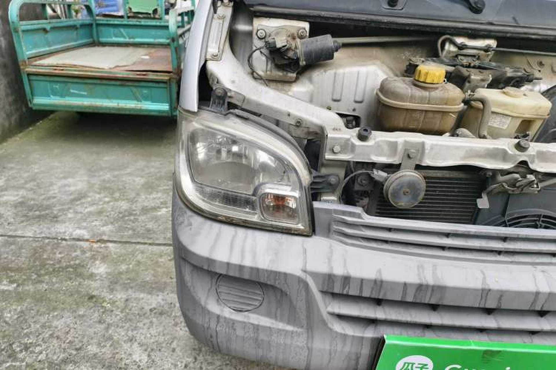 Used Wuling Zhiguang 2015 1.2L Practical LS-I Model Right Front Headlight