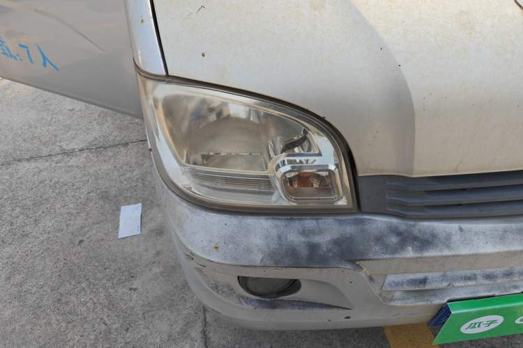 Used Wuling Zhiguang 2015 1.2L Practical LS-I Model Right Front Headlight