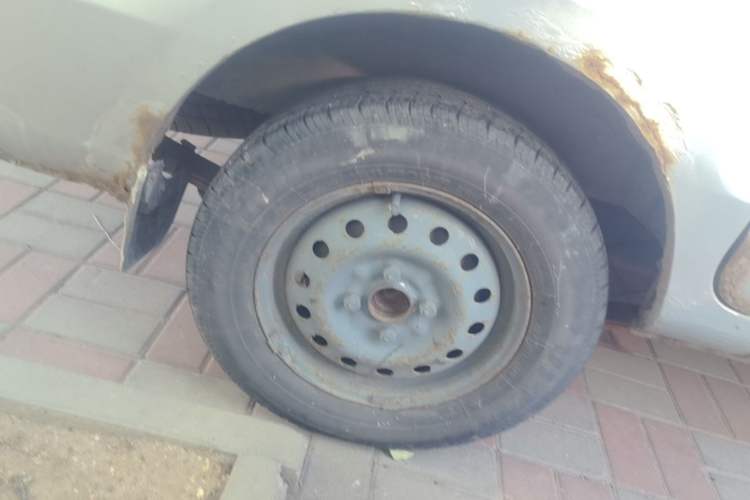 Used Wuling Zhiguang 2015 1.2L S Practical Model LSI Right Rear Wheel Hub