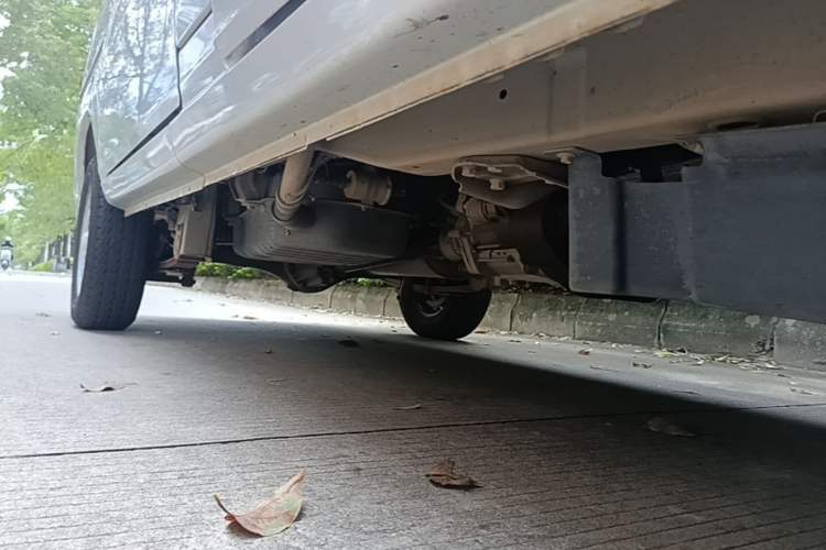 Used Wuling Zhiguang 2015 1.2L Practical LS-I Model Right Side Sill
