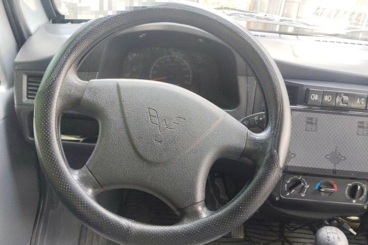 Used Wuling Zhiguang 2015 1.2L Practical LS-I Model Steering Wheel