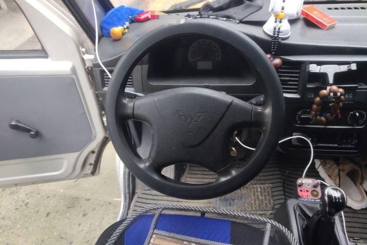 Used Wuling Zhiguang 2015 1.2L Practical LS-I Model Steering Wheel