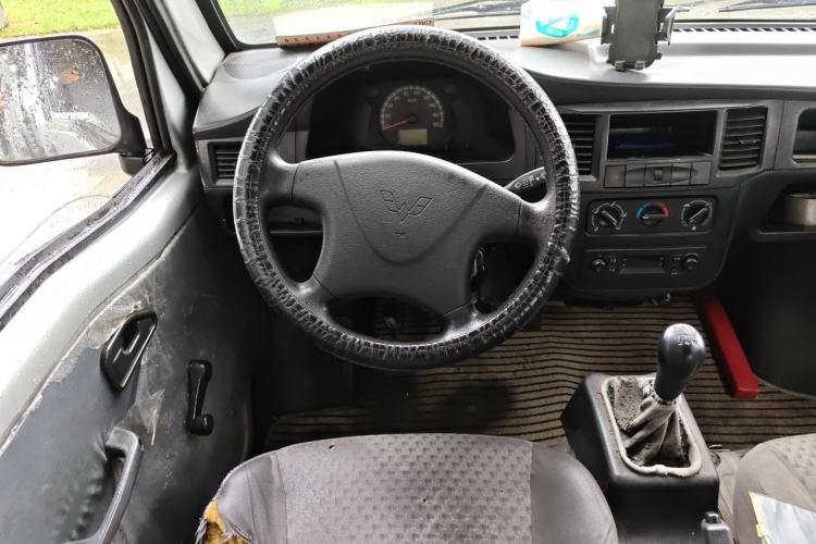 Used Wuling Zhiguang 2015 1.2L Practical LS-I Model Steering Wheel