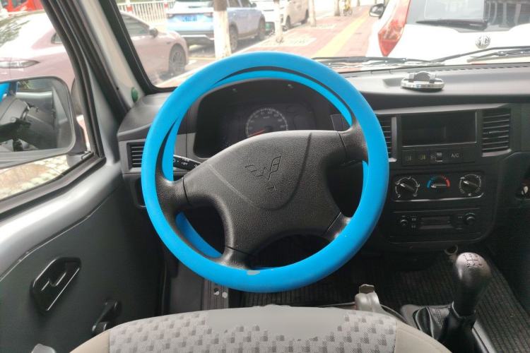 Used Wuling Zhiguang 2015 1.2L Standard Model LSI Steering Wheel