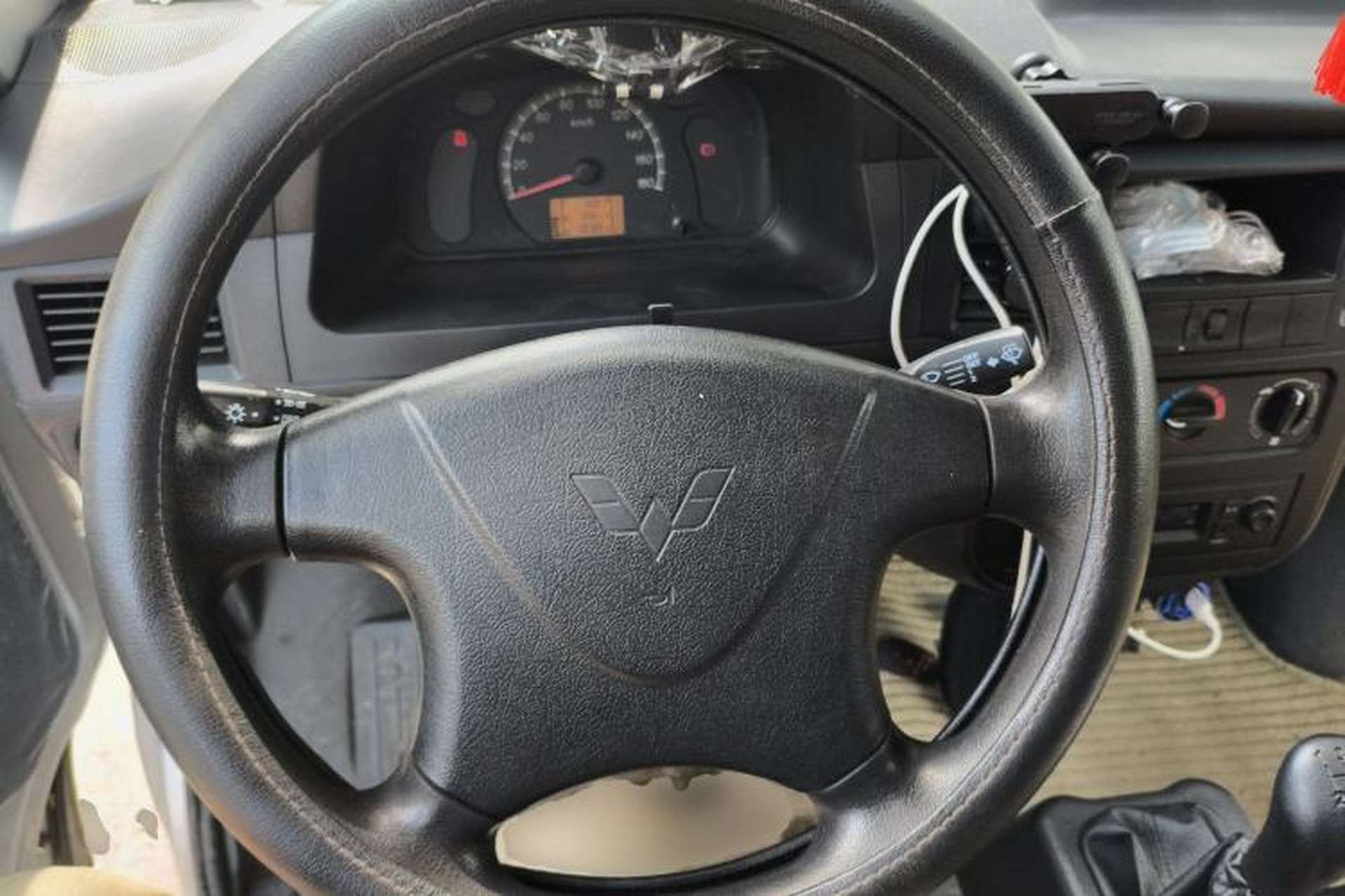 Used Wuling Zhiguang 2015 1.2L Practical LS-I Model Steering Wheel
