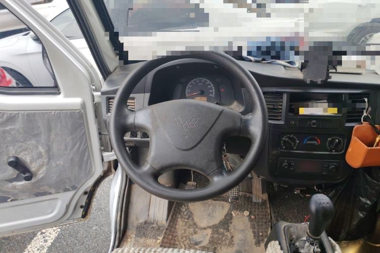 Used Wuling Zhiguang 2015 1.2L Practical LS-I Model Steering Wheel