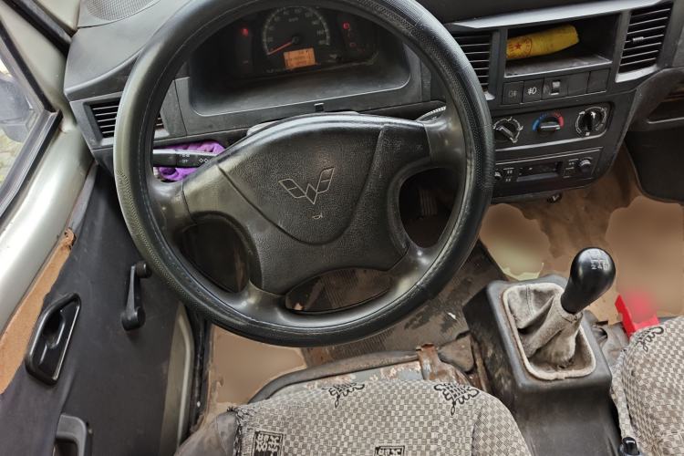Used Wuling Zhiguang 2015 1.2L Practical LS-I Model Steering Wheel