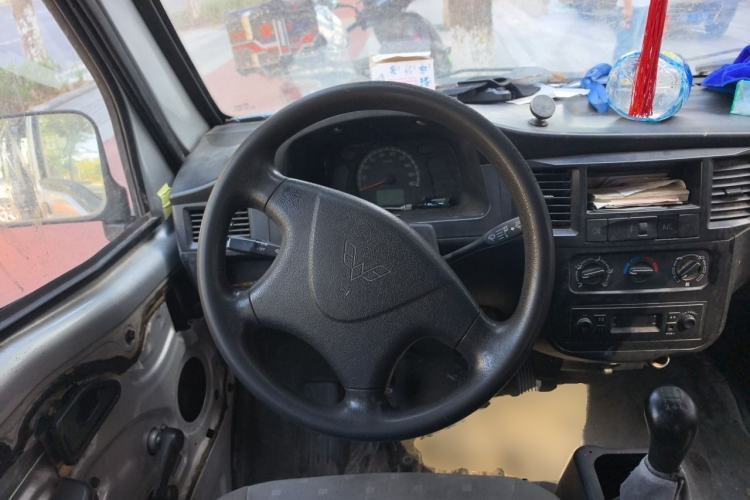 Used Wuling Zhiguang 2015 1.2L Practical LS-I Model Steering Wheel