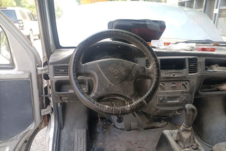 Used Wuling Zhiguang 2015 1.2L Practical LS-I Model Steering Wheel