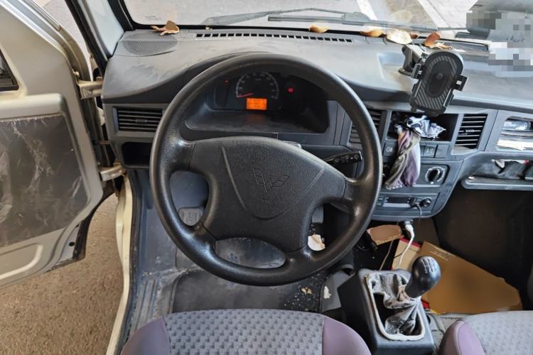 Used Wuling Zhiguang 2015 1.2L Practical LS-I Model Steering Wheel