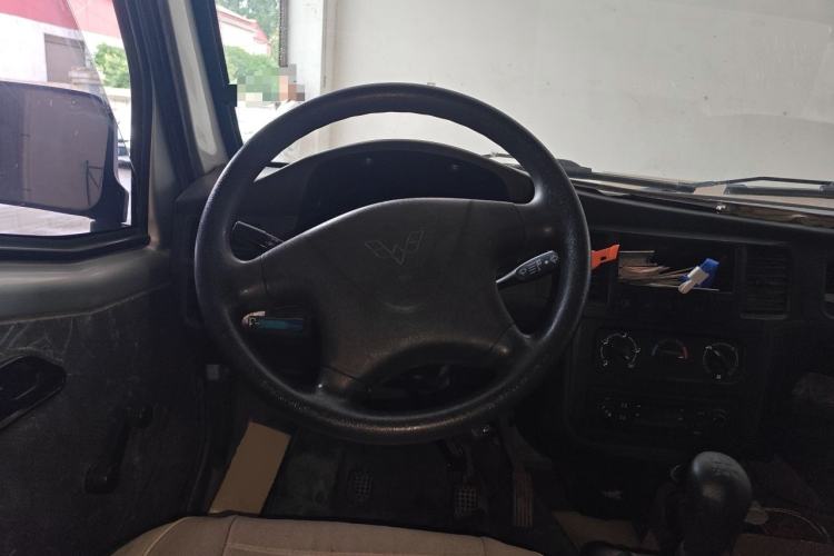 Used Wuling Zhiguang 2015 1.2L S Practical Model LSI Steering Wheel