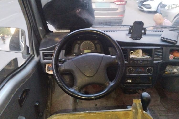 Used Wuling Zhiguang 2015 1.2L Practical LS-I Model Steering Wheel