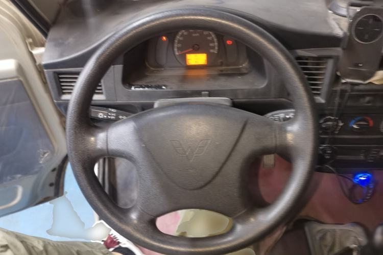 Used Wuling Zhiguang 2015 1.2L Practical LS-I Model Steering Wheel