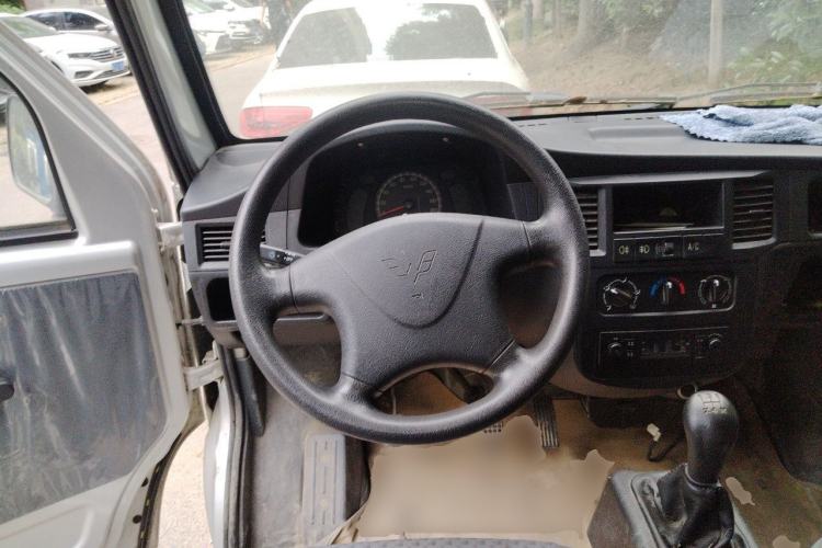 Used Wuling Zhiguang 2015 1.2L Practical LS-I Model Steering Wheel
