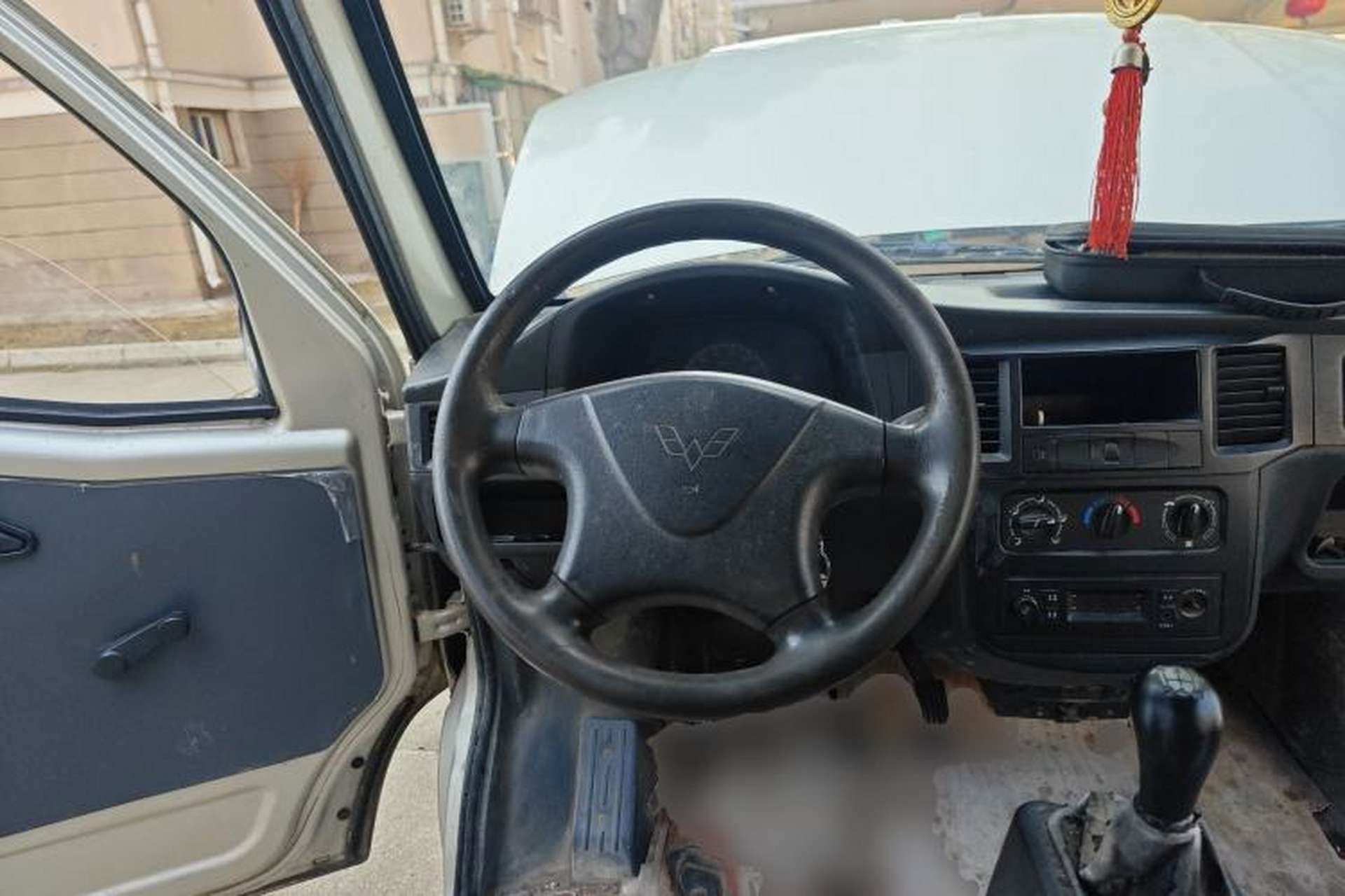 Used Wuling Zhiguang 2015 1.2L Practical LS-I Model Steering Wheel