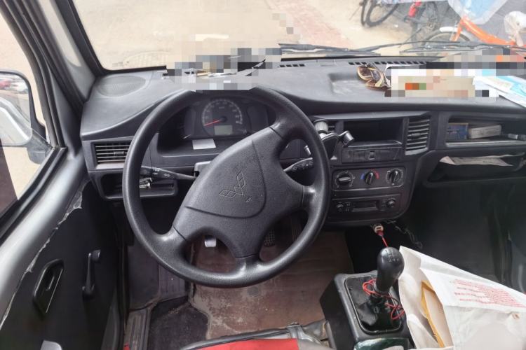 Used Wuling Zhiguang 2015 1.2L Practical LS-I Model Steering Wheel