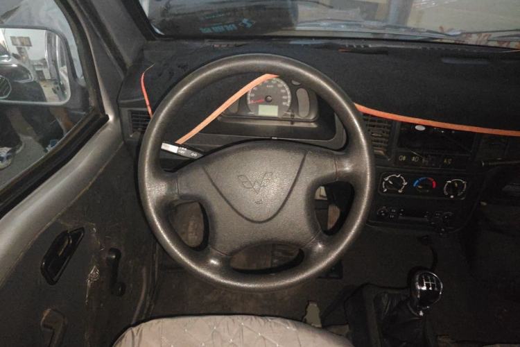 Used Wuling Zhiguang 2015 1.2L Practical LS-I Model Steering Wheel