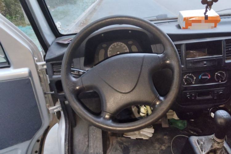Used Wuling Zhiguang 2015 1.2L Practical LS-I Model Steering Wheel