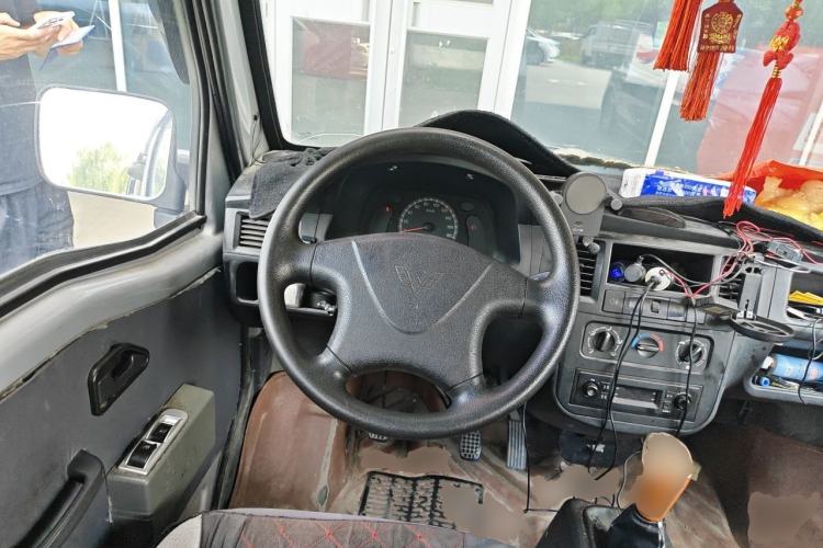 Used Wuling Zhiguang 2015 1.2L Practical LS-I Model Steering Wheel