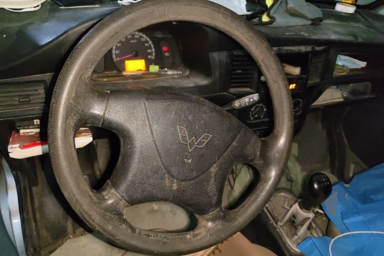 Used Wuling Zhiguang 2015 1.2L Practical LS-I Model Steering Wheel