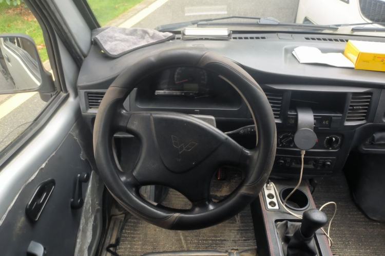 Used Wuling Zhiguang 2015 1.2L Practical LS-I Model Steering Wheel