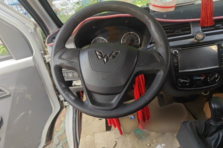 Used Wuling Zhiguang 2015 1.2L S Practical Model LSI Steering Wheel