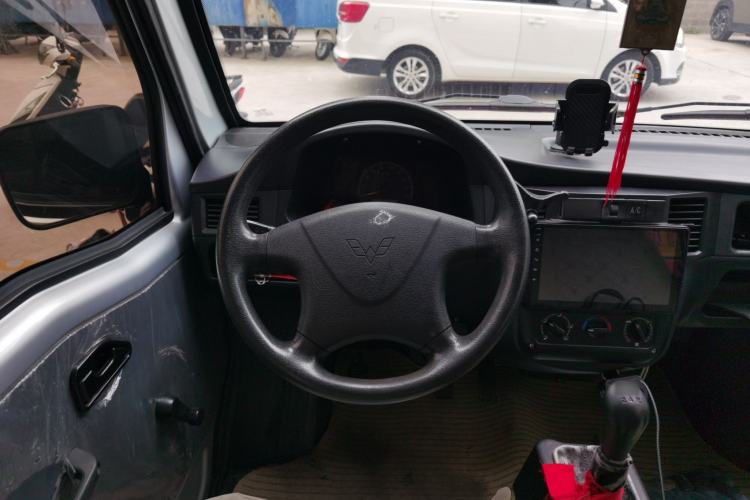 Used Wuling Zhiguang 2015 1.2L S Practical Model LSI Steering Wheel