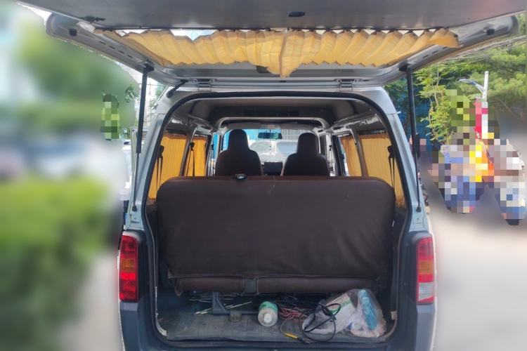 Used Wuling Zhiguang 2015 1.2L Practical LS-I Model Trunk