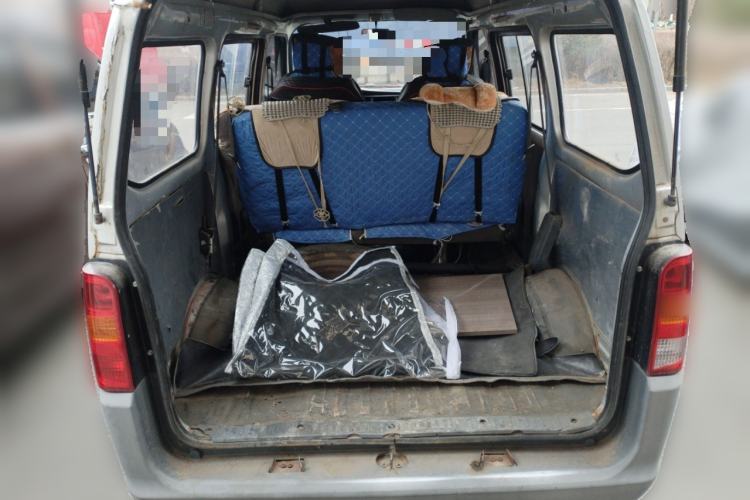 Used Wuling Zhiguang 2015 1.2L Practical LS-I Model Trunk