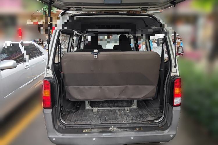 Used Wuling Zhiguang 2015 1.2L Practical LS-I Model Trunk