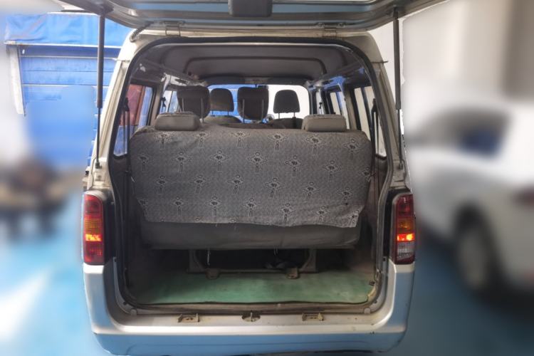 Used Wuling Zhiguang 2015 1.2L Practical LS-I Model Trunk